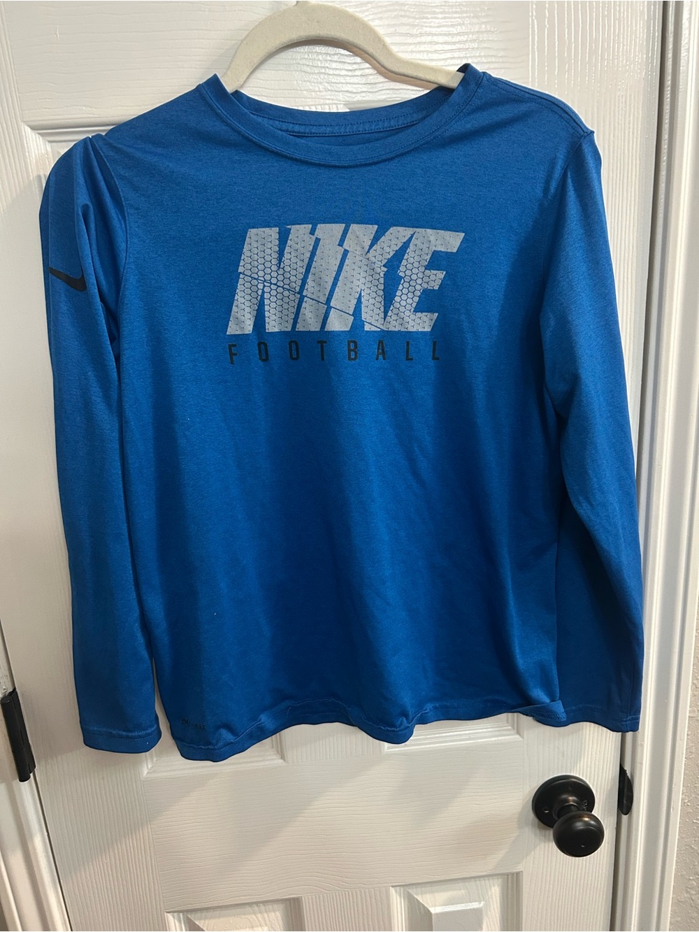 NIKE  football long sleeve boys  Youth XL Dri-Fit blue